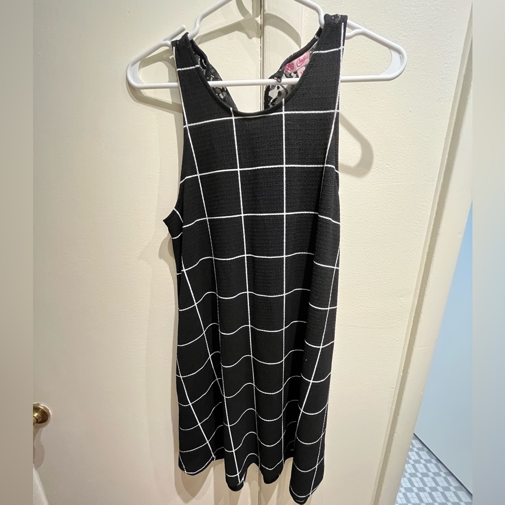 NWT Candies Women’s Shift Dress with Lace Back Detail